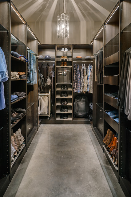 contemporary-closet-joshua-lawrence-studios-inc-img_9711c77e0243339b_4-7907-1-312727a.jpg